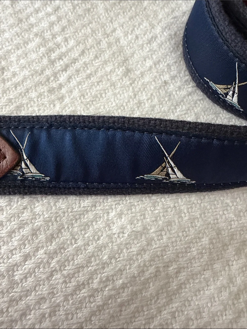 THE BELTED COW CO-Navy Blue Sail Boat Solid Brass Buckle Belt Maine USA Sz 38